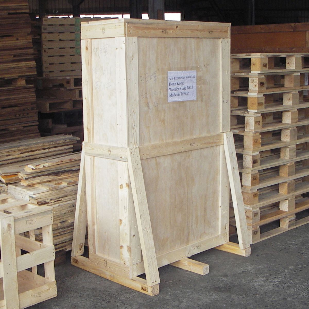 防傾密閉合板箱 台南木箱,台南棧板,機械木箱,木箱,棧板,合板棧板,煙燻檢疫,木材,木條箱,專業防震木箱