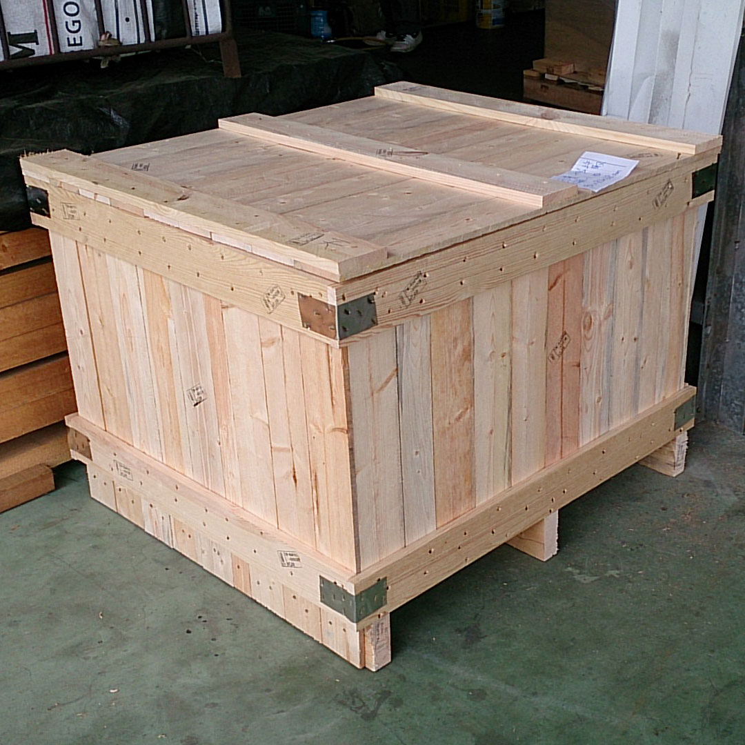 密閉木板箱3 台南木箱,台南棧板,機械木箱,木箱,棧板,合板棧板,煙燻檢疫,木材,木條箱,專業防震木箱